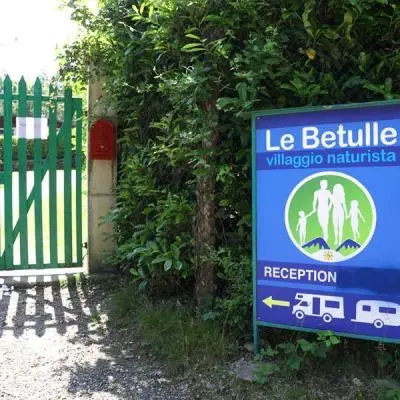 Benvenuto al villaggio naturista LE BETULLE